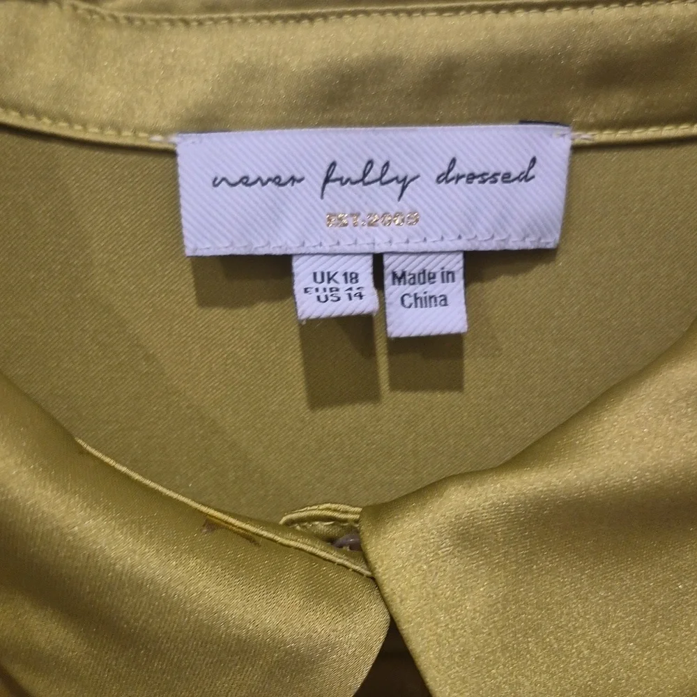 Never Fully Dressed Olive Button-Down Shirt Size 14 XL - Picture 3 of 9